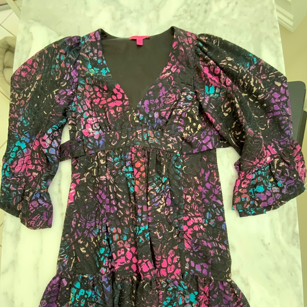 Beautiful Betsey Johnson Dress Like New Size 4